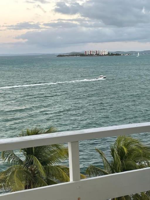 Beautiful Ocean Blue Love Oceanfront Apartment Fajardo Exteriér fotografie