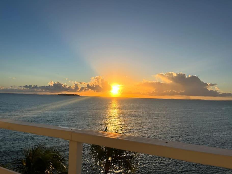 Beautiful Ocean Blue Love Oceanfront Apartment Fajardo Exteriér fotografie