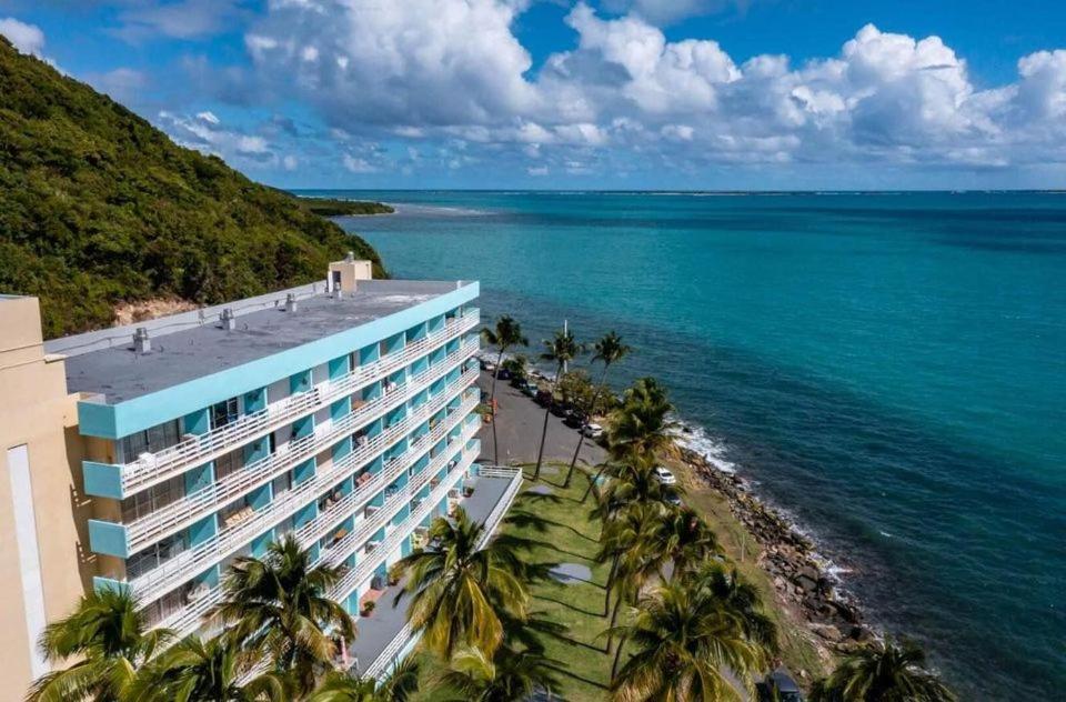 Beautiful Ocean Blue Love Oceanfront Apartment Fajardo Exteriér fotografie